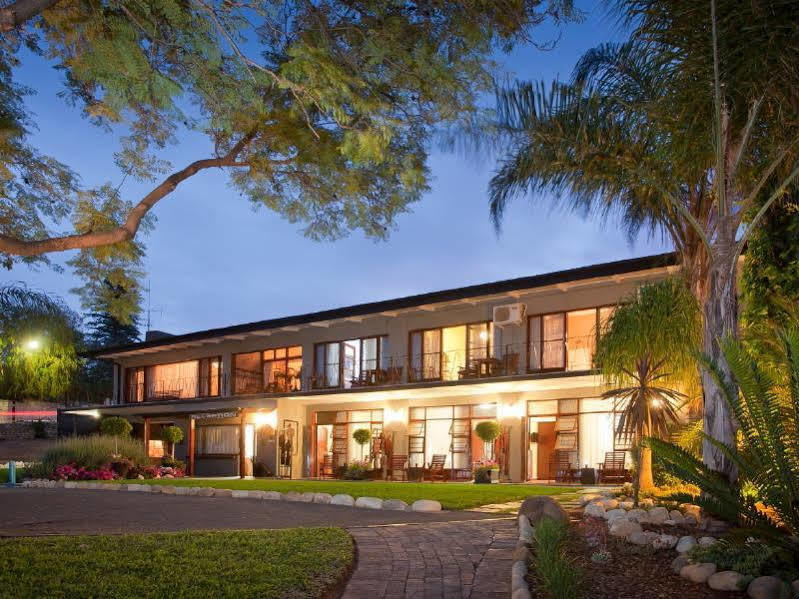 Miles B&B Guest House Oudtshoorn Eksteriør billede