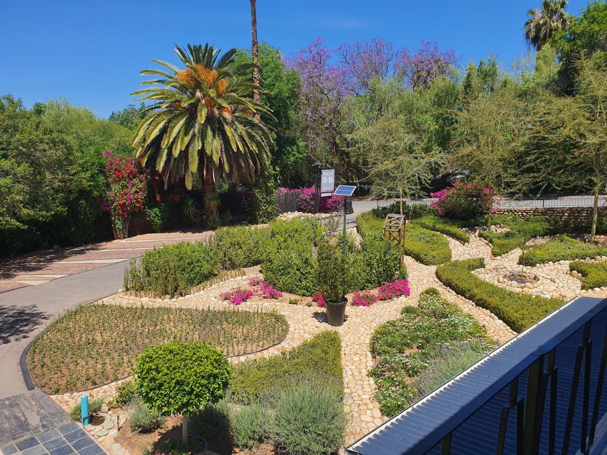 Miles B&B Guest House Oudtshoorn Værelse billede